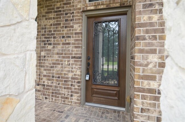 Foto del edificio - 18831 Providence Valley Trail