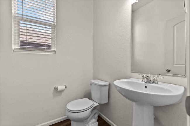 Building Photo - 2917 Pawnee Creek Dr