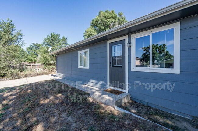 Building Photo - 2815-2813 13th Ave