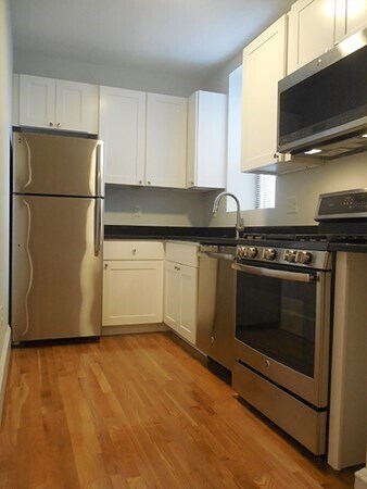Foto principal - 42 Cedar St
