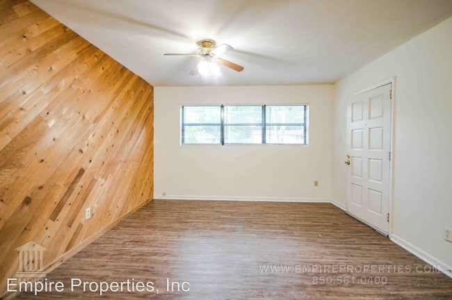 Building Photo - 3 br, 1 bath House - 1925 Karen Lane