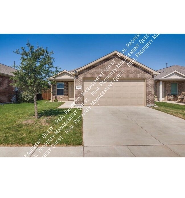 Building Photo - 2525 Russell St