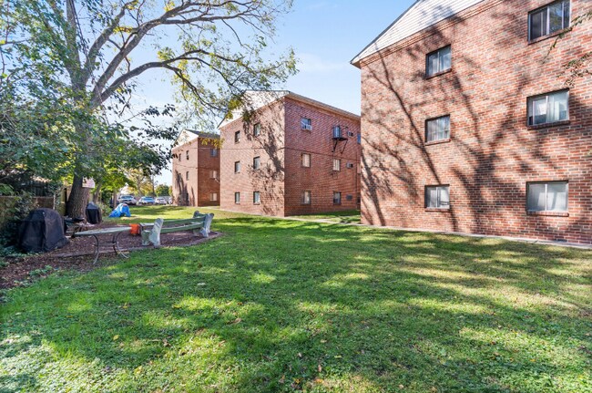 Foto del edificio - 50 W Broad St