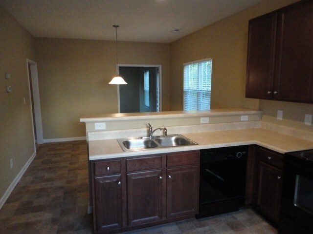 Foto del edificio - 3840 Pine Barren Ln