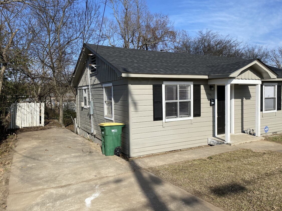 Foto principal - 1501 W 36th St