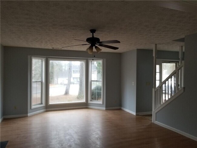 Building Photo - 3180 Tia Ct NW