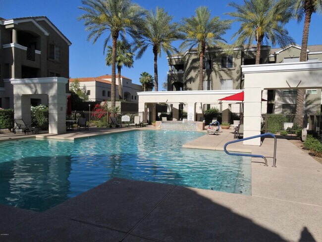 Foto del edificio - 5303 N 7th St