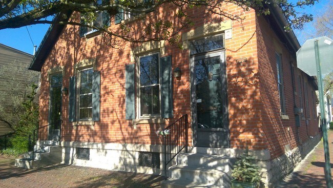Front of Apartment - 772 Mohawk St