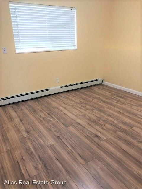 Building Photo - 320 Vehr Dr