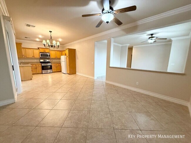 Foto del edificio - 10511 Broadhead-