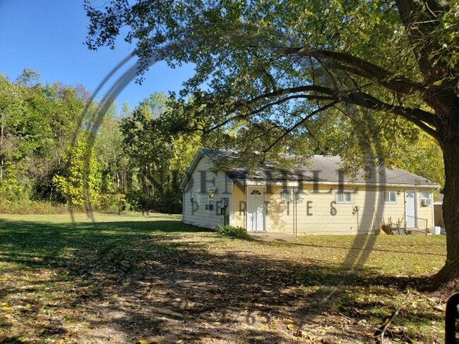 Foto del edificio - 2310 E Florence Ave