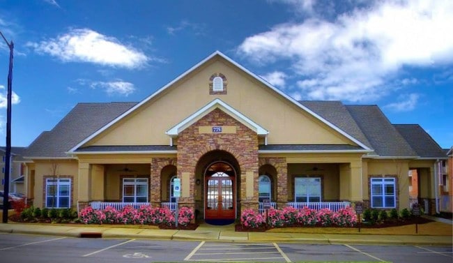 Building Photo - Cliff Creek Apartments