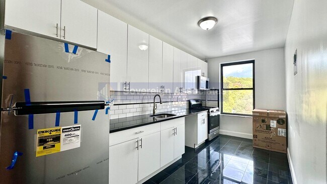 Foto del edificio - 1803 Riverside Dr