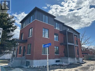 Building Photo - 1650 Scott St