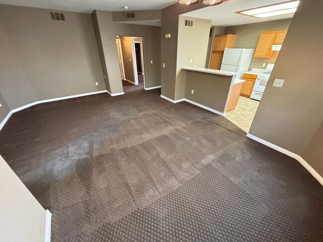 Foto del edificio - Beautiful 2Bed/2Bath Condo located in the ...