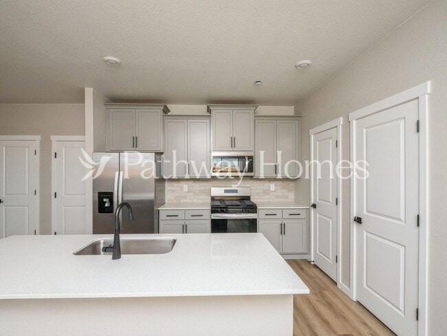 Building Photo - 9421 Yampa Ct