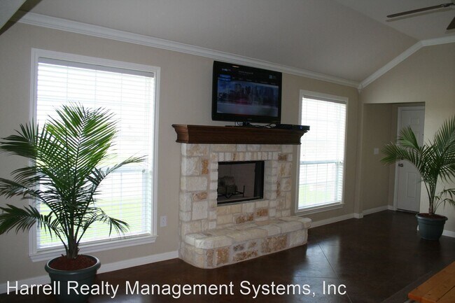 Building Photo - 3 br, 2 bath House - 9828 A Salem Way