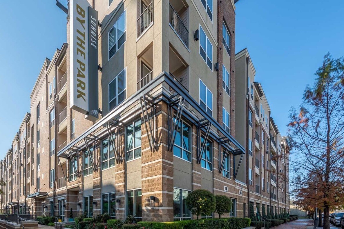 Sunrise By The Park 155 Birdsall St Houston, TX