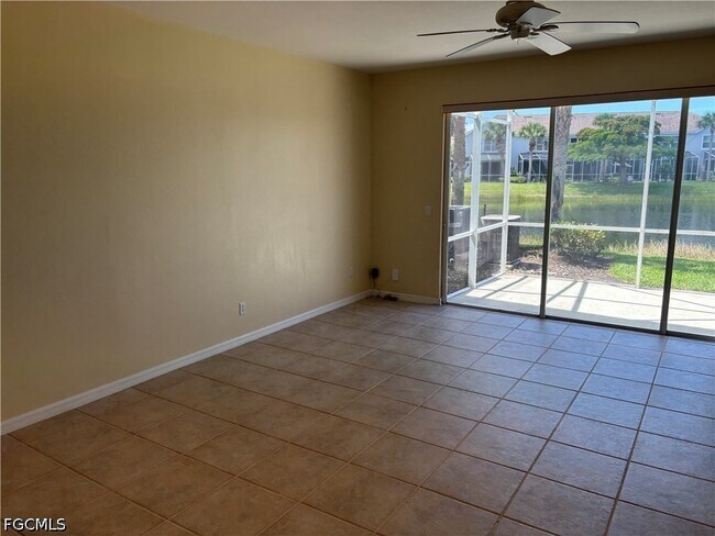 Building Photo - 8271 Village Edge Cir
