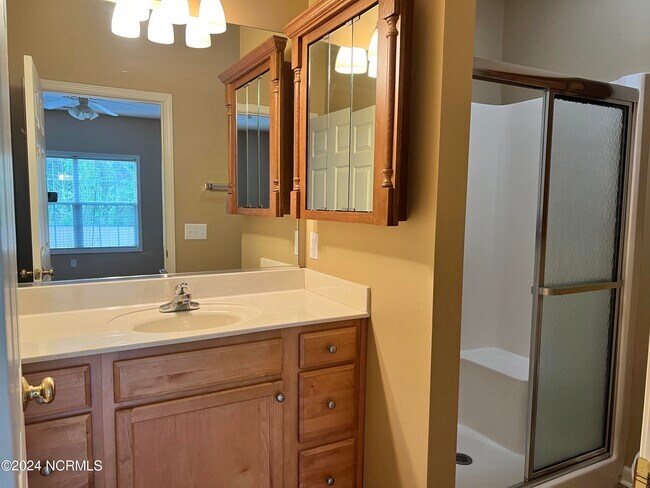 Foto del edificio - 101 E Rhode Island Ave