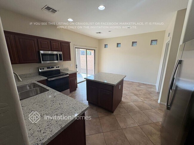 Foto del edificio - 17661 W Lundberg St