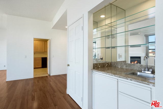 Building Photo - 11636 Montana Ave