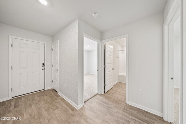 Foto del edificio - 4008 Pioneer Ln.
