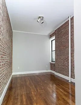 Foto del edificio - 340 E 18th St