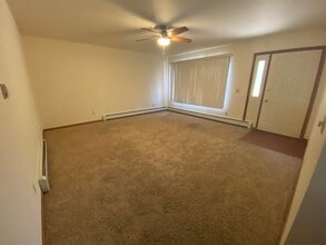 Building Photo - 4560 Larkbunting Dr
