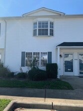Building Photo - 3935 Sterling Pointe Dr