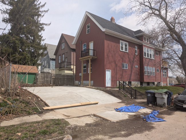 Building Photo - 2603 N Richards St