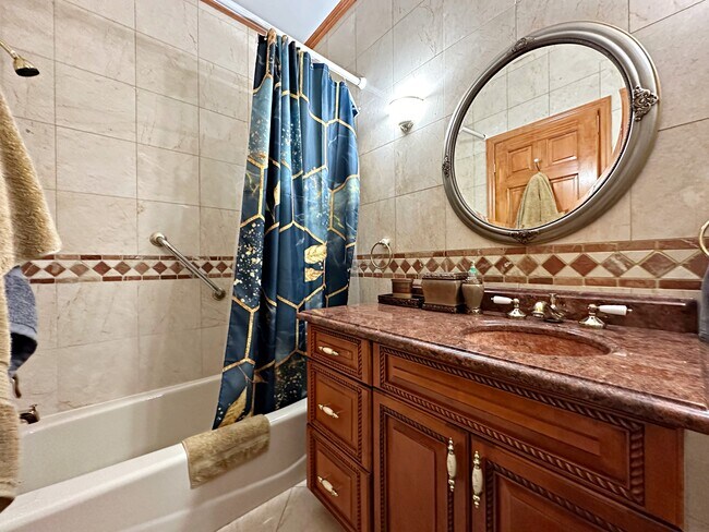 Foto del edificio - 450 Humboldt St