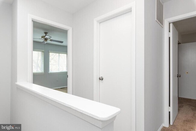 Building Photo - 1225 Driftwood Ct