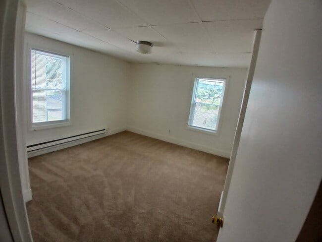 Building Photo - 1313 Virginia Ave