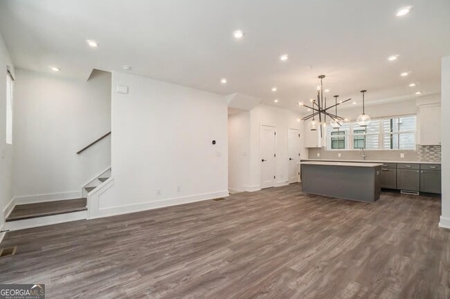 Foto del edificio - 1829 Gotham Ln NE