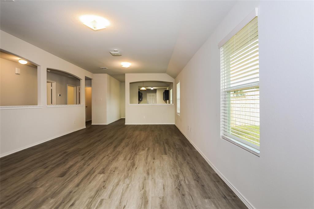 210 Blue Crane St, Huntsville, TX 77320 House Rental in Huntsville