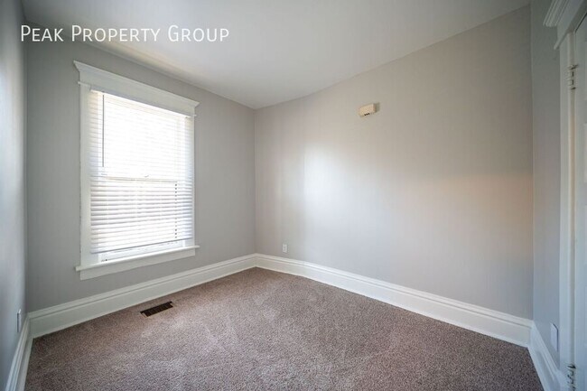 Foto del edificio - 952 Delaware Ave