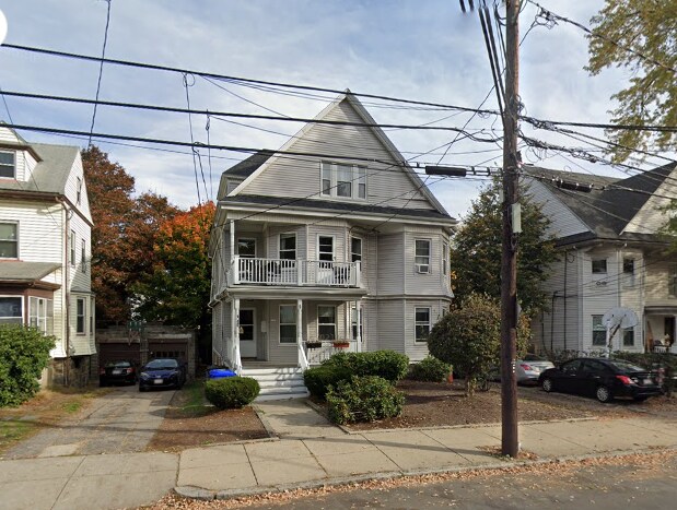 Primary Photo - 140 Brooks St