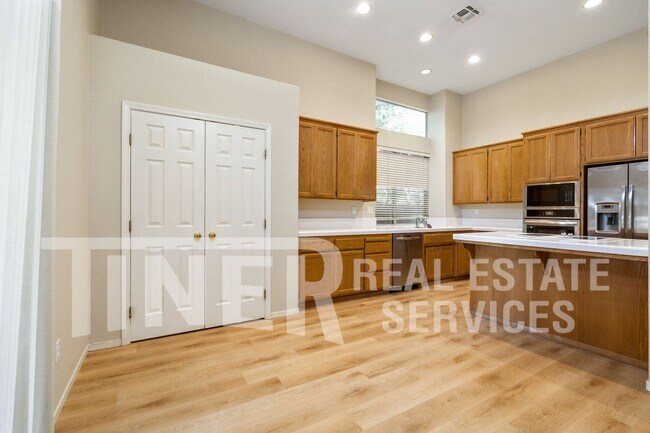 Foto del edificio - 2770 Ashland Dr