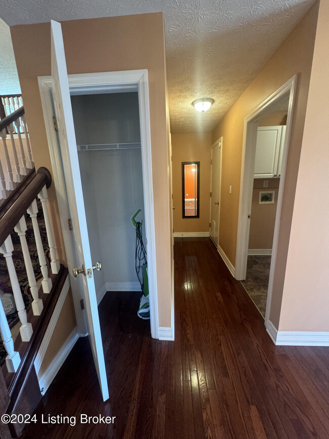 Building Photo - 14226 Academy Ridge Blvd
