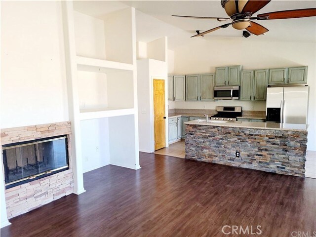 Foto del edificio - 6461 Monte Vista St