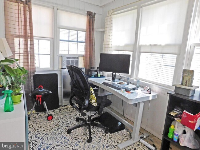 Foto del edificio - 2036 21st St N