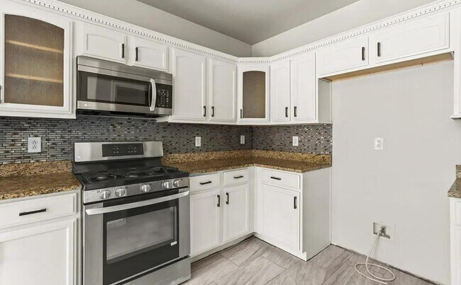 Building Photo - 3136 Fury Point Pl
