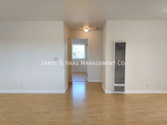 Foto del edificio - 1080 St Louis Ave