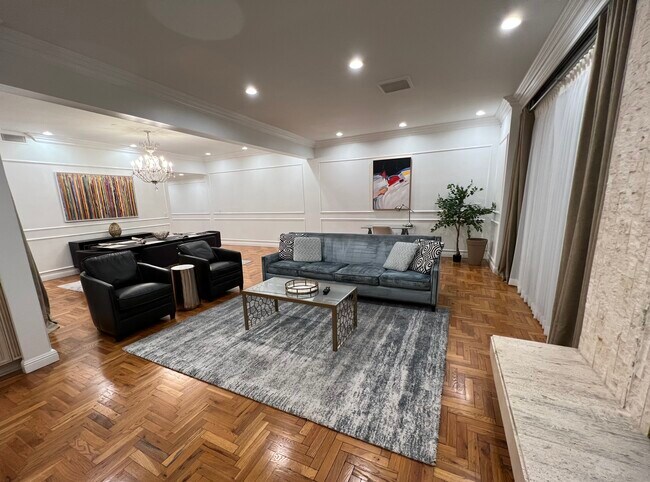 Foto del edificio - 141 S Linden Dr