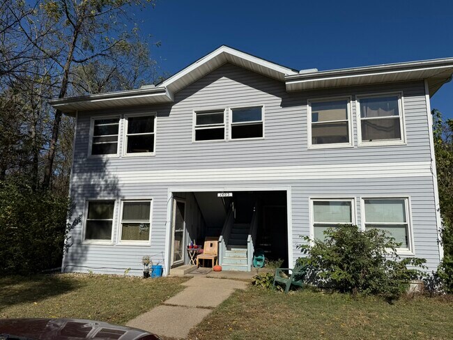 Foto del edificio - 1405 N Bayberry Ct