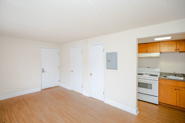 Building Photo - 5741 W 35th St