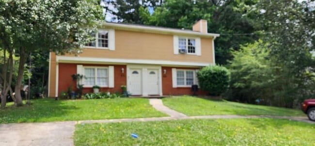 Building Photo - 1207 Osceola Ct