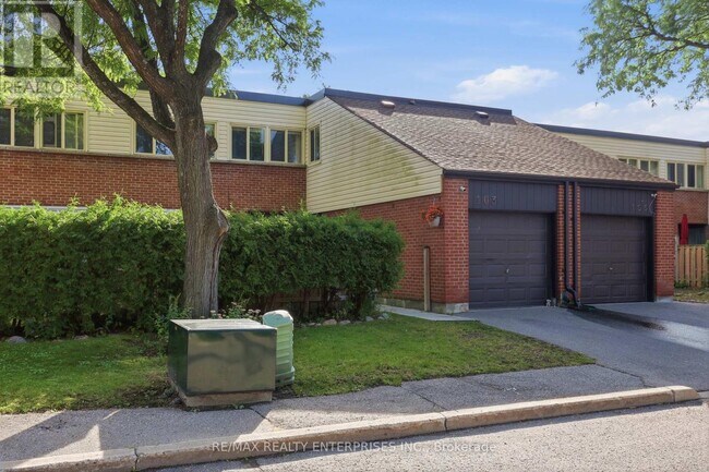 Photo du bâtiment - 155 Glovers Rd