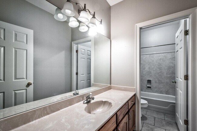 Foto del edificio - 1575 Huntley Cove